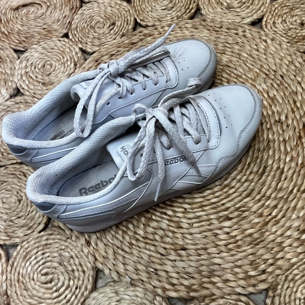 Running shoes